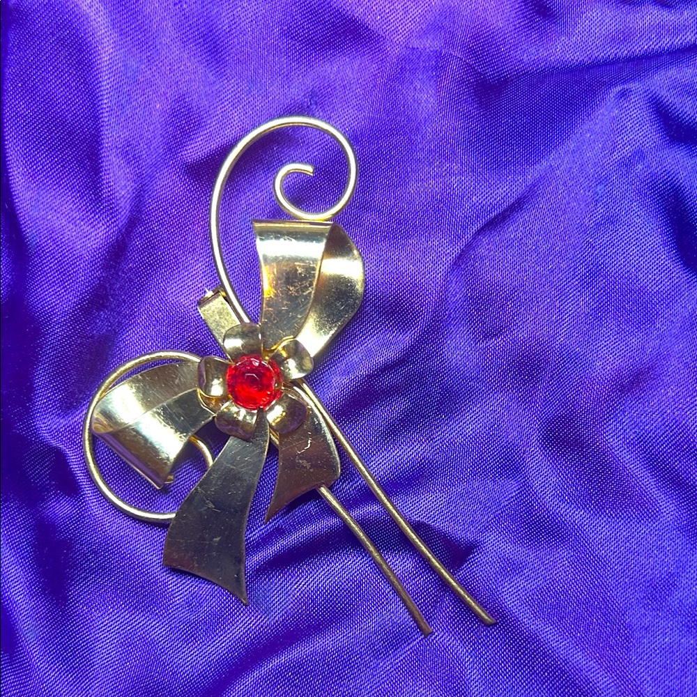 Vintage Gold Pin with Red Gem